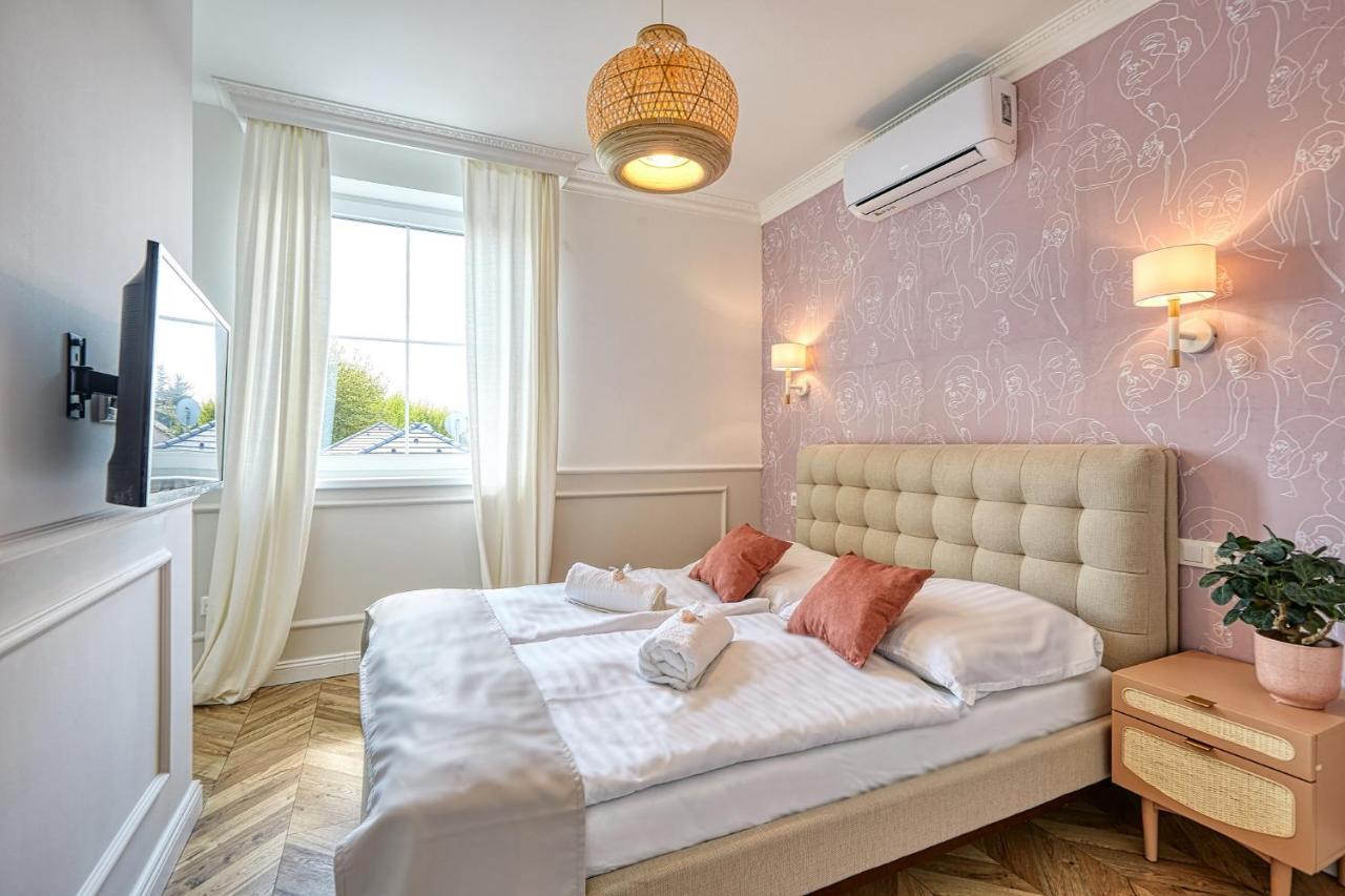 The Doors Luxury Apartment Mosonmagyaróvár 외부 사진