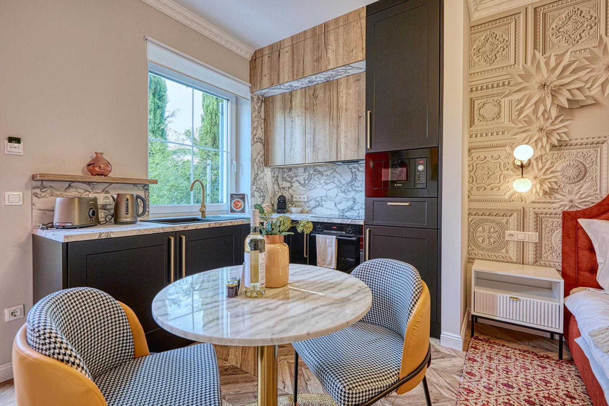 The Doors Luxury Apartment Mosonmagyaróvár 외부 사진