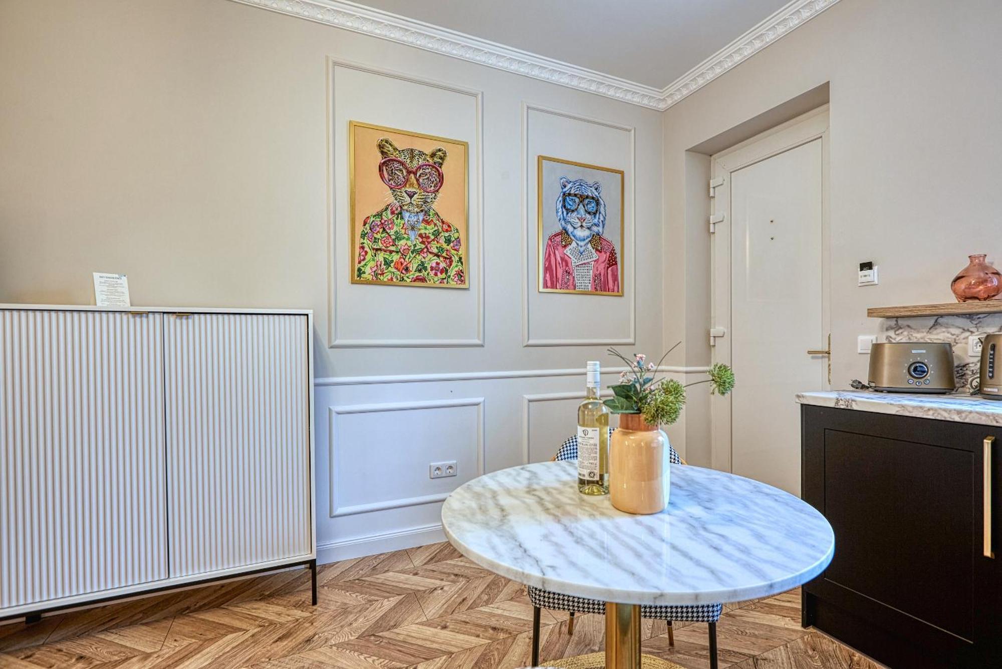 The Doors Luxury Apartment Mosonmagyaróvár 외부 사진